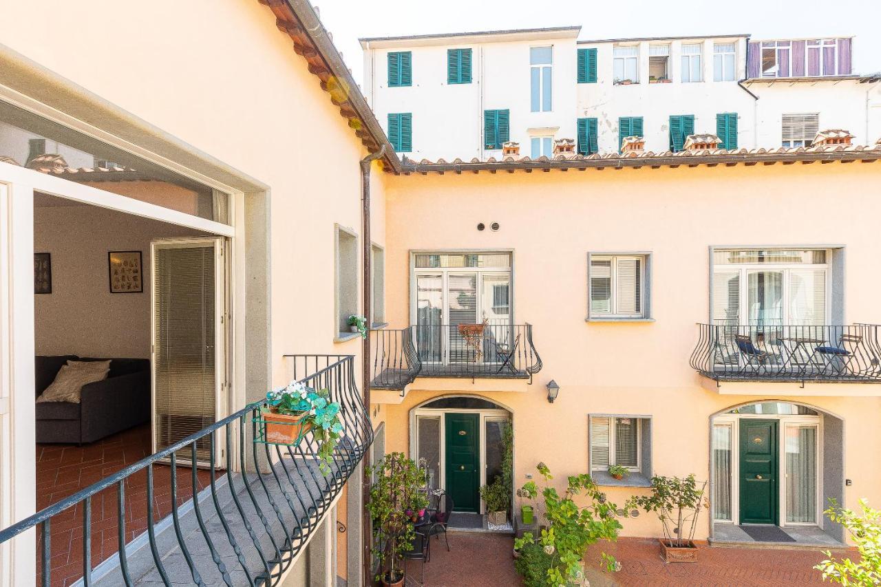 Palazzo Ghibellina 2 By Rental In Florence Luaran gambar